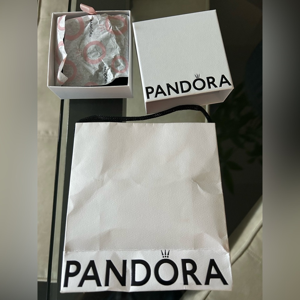 Pandora White bracelet Box (only) and Bag